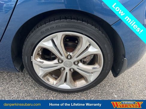 Used 2015 Hyundai Elantra GT w/ Option Group 02 image 51