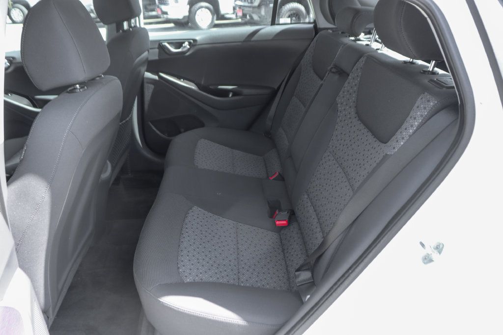 Used 2019 Hyundai Ioniq Electric FWD image 32