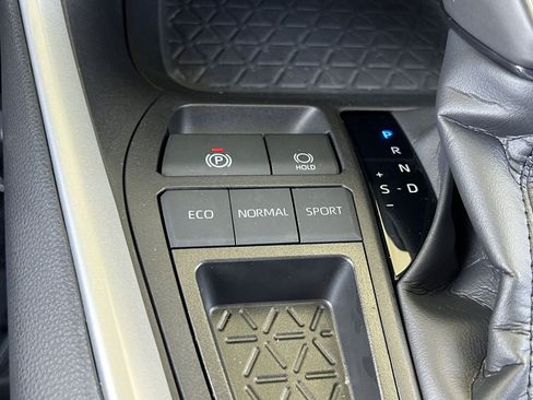 Used 2024 Toyota RAV4 XLE Premium FWD image 17