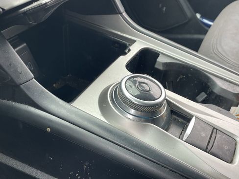 Used 2021 Ford Explorer XLT image 7