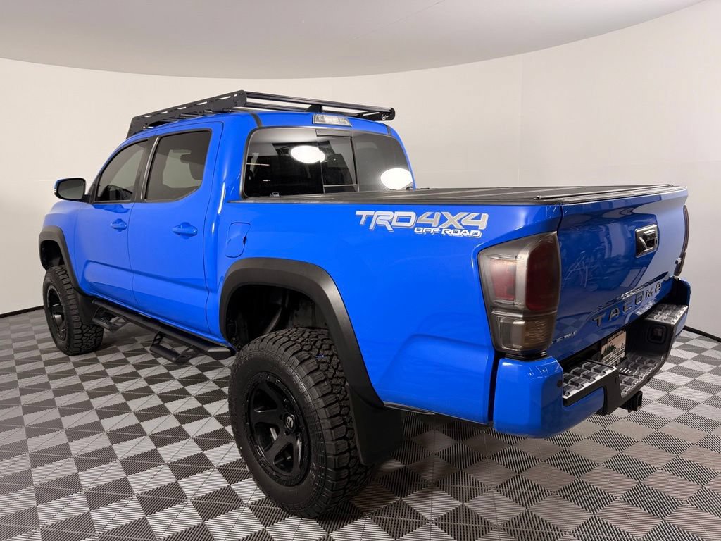 Used 2020 Toyota Tacoma TRD Off-Road w/ TRD Premium Off Road Package AWD/4WD image 13
