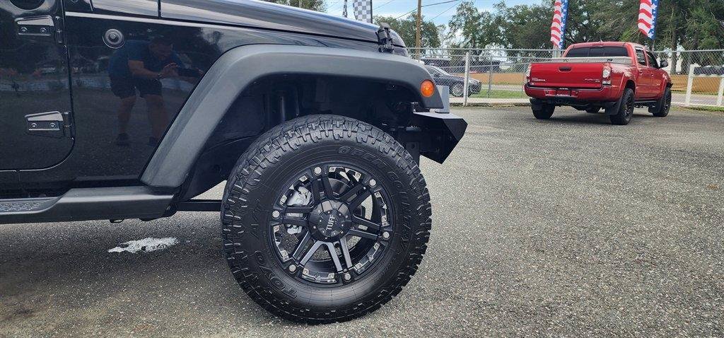 Used 2015 Jeep Wrangler Unlimited Sport w/ Quick Order Package 24S AWD/4WD image 7
