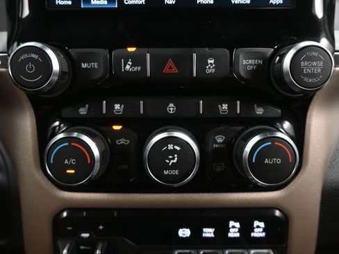 Used 2024 RAM 2500 Laramie w/ Safety Group image 30