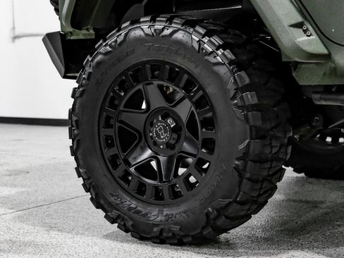 Used 2017 Jeep Wrangler Unlimited Sport w/ Quick Order Package 24S AWD/4WD image 57