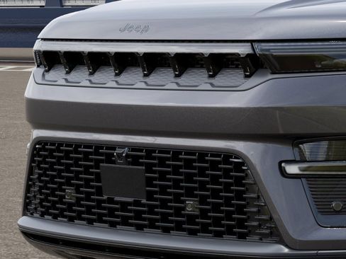 New 2026 Jeep Grand Wagoneer Limited AWD/4WD image 29