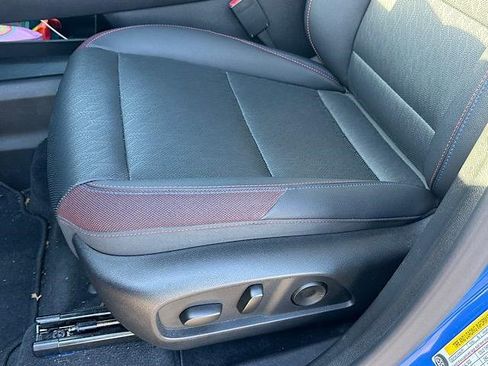 Used 2025 Chevrolet Equinox RS image 15