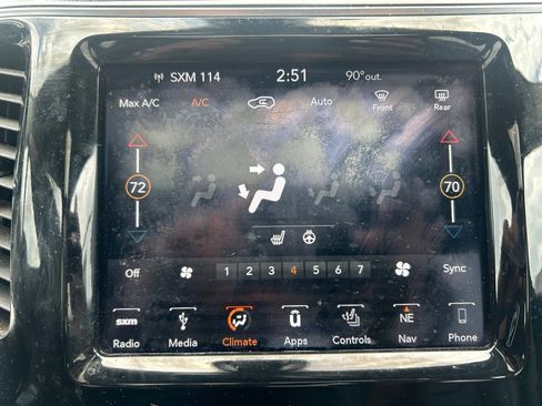 Used 2019 Jeep Cherokee Limited AWD/4WD image 23