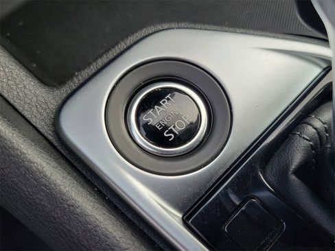 Used 2024 Nissan Sentra SV image 9