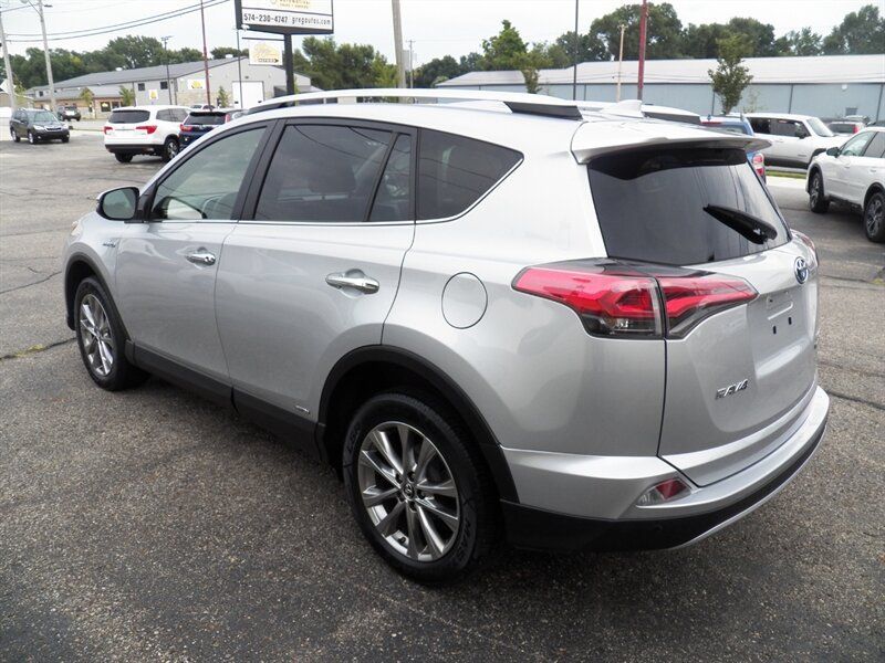 Used 2016 Toyota RAV4 Limited w/ Advanced Technology Package AWD/4WD image 4