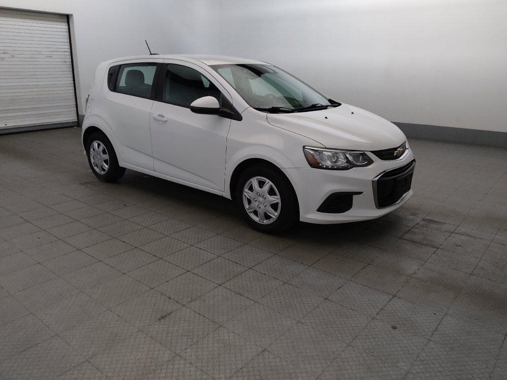 Used 2020 Chevrolet Sonic LT FWD image 11