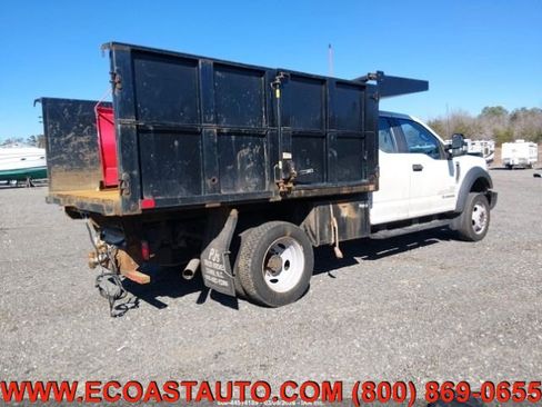 Used 2022 Ford F550 4x4 SuperCab Super Duty image 3