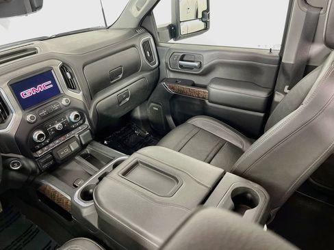 Certified 2021 GMC Sierra 2500 Denali w/ Denali Ultimate Package AWD/4WD image 23