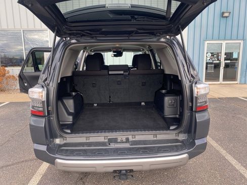 Used 2024 Toyota 4Runner TRD Off-Road image 13