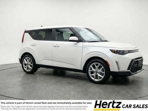 Used 2025 Kia Soul LX w/ LX Technology Package image 1