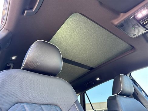 New 2026 Volkswagen Atlas Cross Sport SEL Premium R-Line image 19