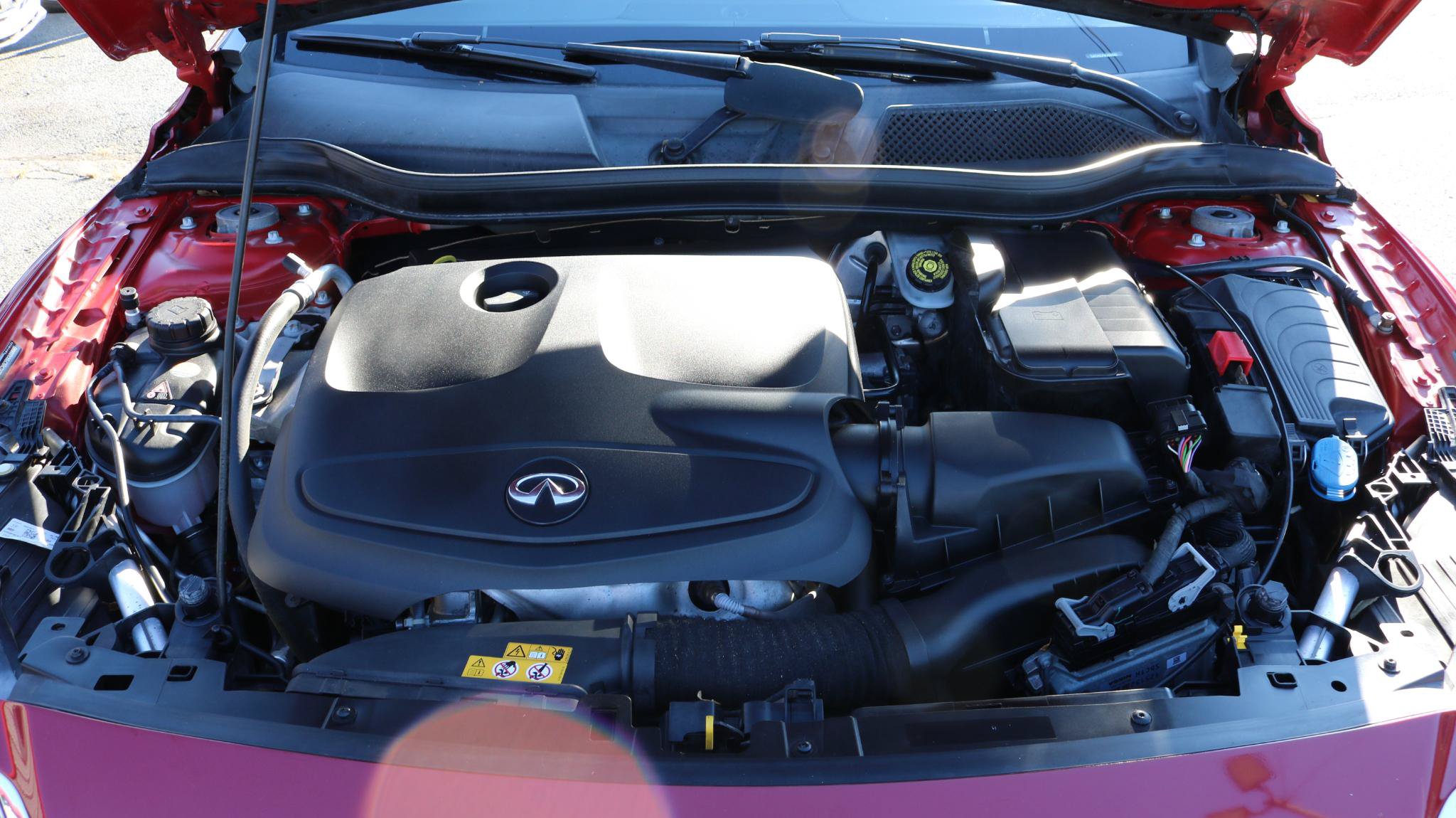 Used 2019 INFINITI QX30 FWD image 25