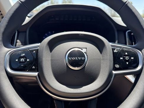 New 2025 Volvo XC90 B6 Plus w/ Protection Package Premier image 28