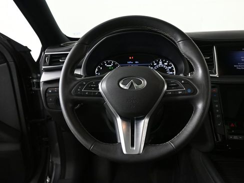Used 2021 INFINITI QX50 Luxe w/ Appearance Package FWD image 2