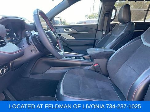 Used 2025 Ford Explorer ST AWD/4WD image 6