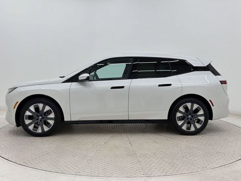 New 2026 BMW iX xDrive45 AWD/4WD image 2