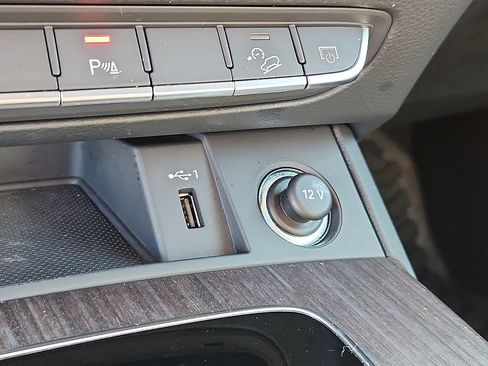 Certified 2024 Audi Q5 Premium AWD/4WD image 26
