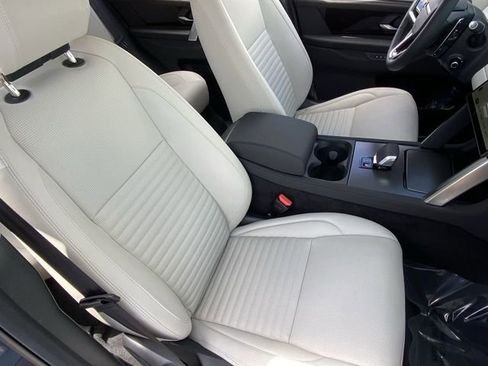 Used 2025 Land Rover Discovery Sport S AWD/4WD image 11