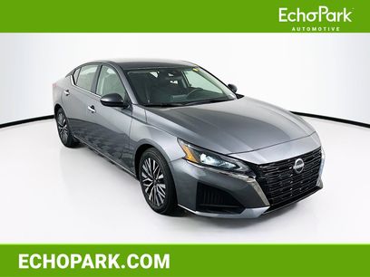 Used 2025 Nissan Altima 2.5 SV