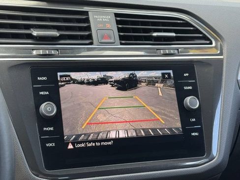Used 2023 Volkswagen Tiguan SE R-Line AWD/4WD image 6