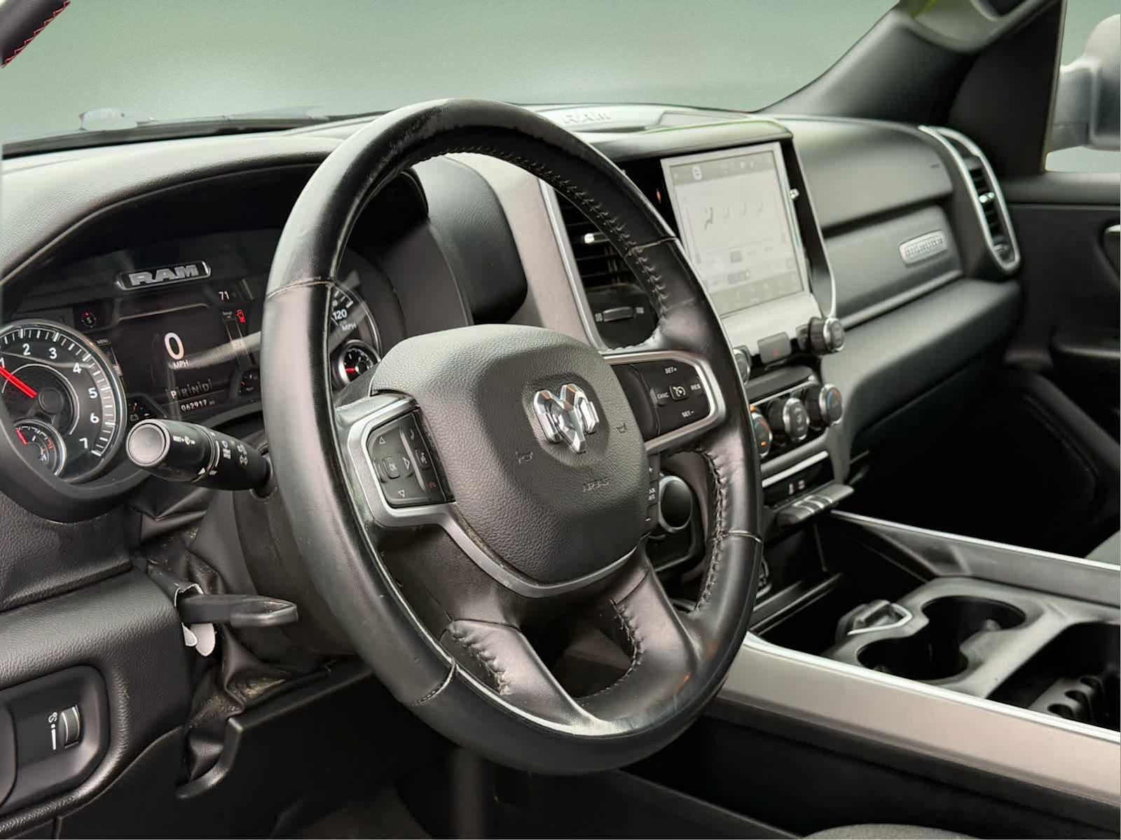 Used 2022 RAM 1500 Big Horn AWD/4WD image 18