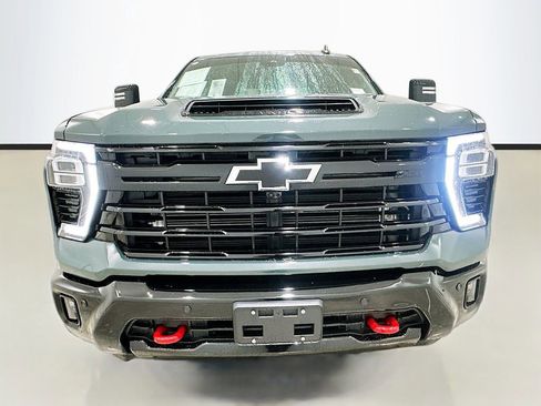 Used 2026 Chevrolet Silverado 2500 LT w/ Trail Boss Package AWD/4WD image 2