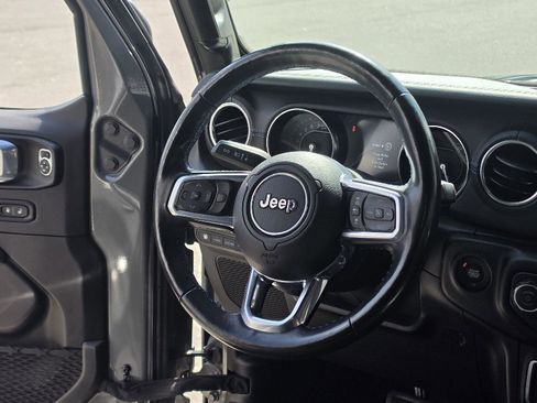 Used 2021 Jeep Wrangler Unlimited Rubicon 4xe w/ Cold Weather Group image 19