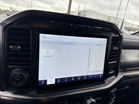 Used 2023 Ford F150 Lariat w/ Equipment Group 502A High image 26