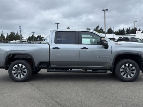 New 2026 Chevrolet Silverado 2500 Custom w/ Custom Value Package AWD/4WD image 6