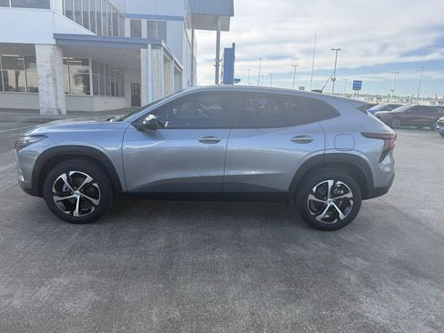 New 2026 Chevrolet Trax RS w/ Driver Confidence Package image 16