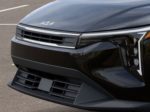 New 2026 Kia K4 LXS image 12