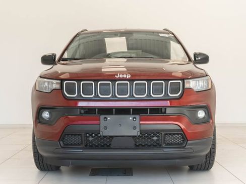 Used 2022 Jeep Compass Latitude FWD image 5