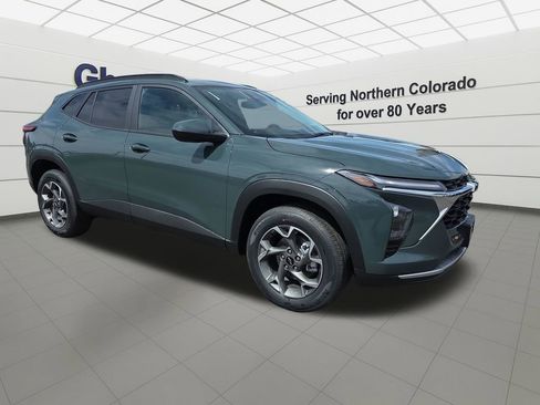 New 2026 Chevrolet Trax LT w/ Driver Confidence Package image 7