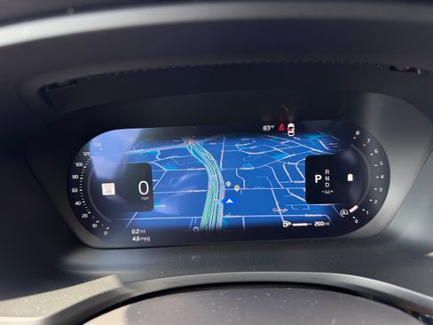 Certified 2025 Volvo V60 B5 Cross Country Plus AWD/4WD image 18