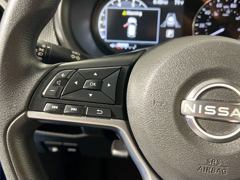 Used 2024 Nissan Kicks SV FWD image 17