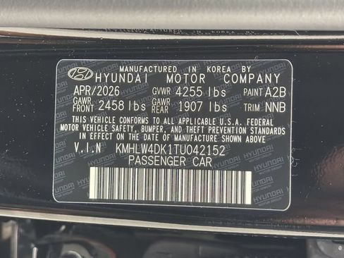 New 2026 Hyundai Elantra N FWD image 33