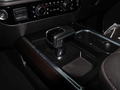 Used 2024 Chevrolet Silverado 1500 High Country w/ High Country Premium Package image 14