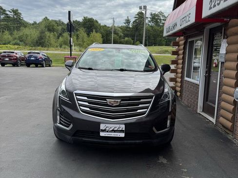 Used 2017 Cadillac XT5 Luxury AWD/4WD image 3