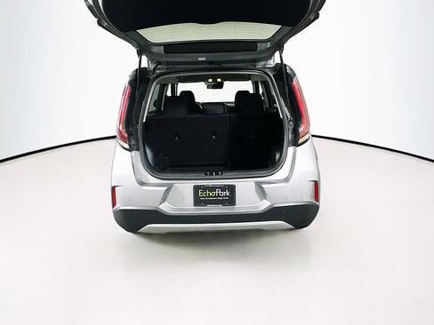 Used 2025 Kia Soul LX w/ LX Technology Package image 28