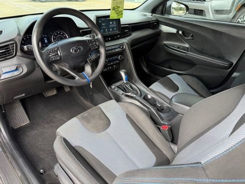 Used 2019 Hyundai Veloster 2.0 FWD image 10
