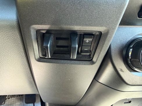 Used 2017 Ford F250 XL w/ Power Equipment Group AWD/4WD image 35