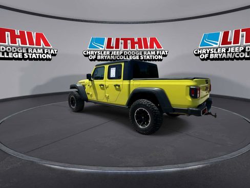 Used 2023 Jeep Gladiator Mojave w/ Trailer Tow Package AWD/4WD image 6