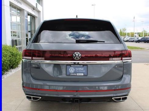 Used 2025 Volkswagen Atlas SEL Premium R-Line AWD/4WD image 7