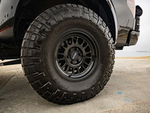 Used 2013 Ford F150 Raptor w/ Luxury Equipment Group image 43