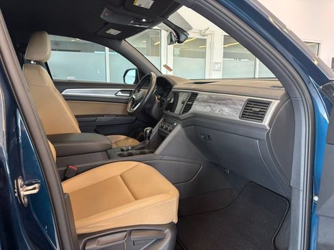 Used 2020 Volkswagen Atlas Cross Sport SE AWD/4WD image 23