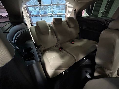 Used 2019 Honda Odyssey Elite image 6